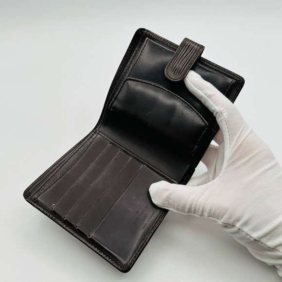 Louis Vuitton Epi Snap Wallet - Picture 6 of 14